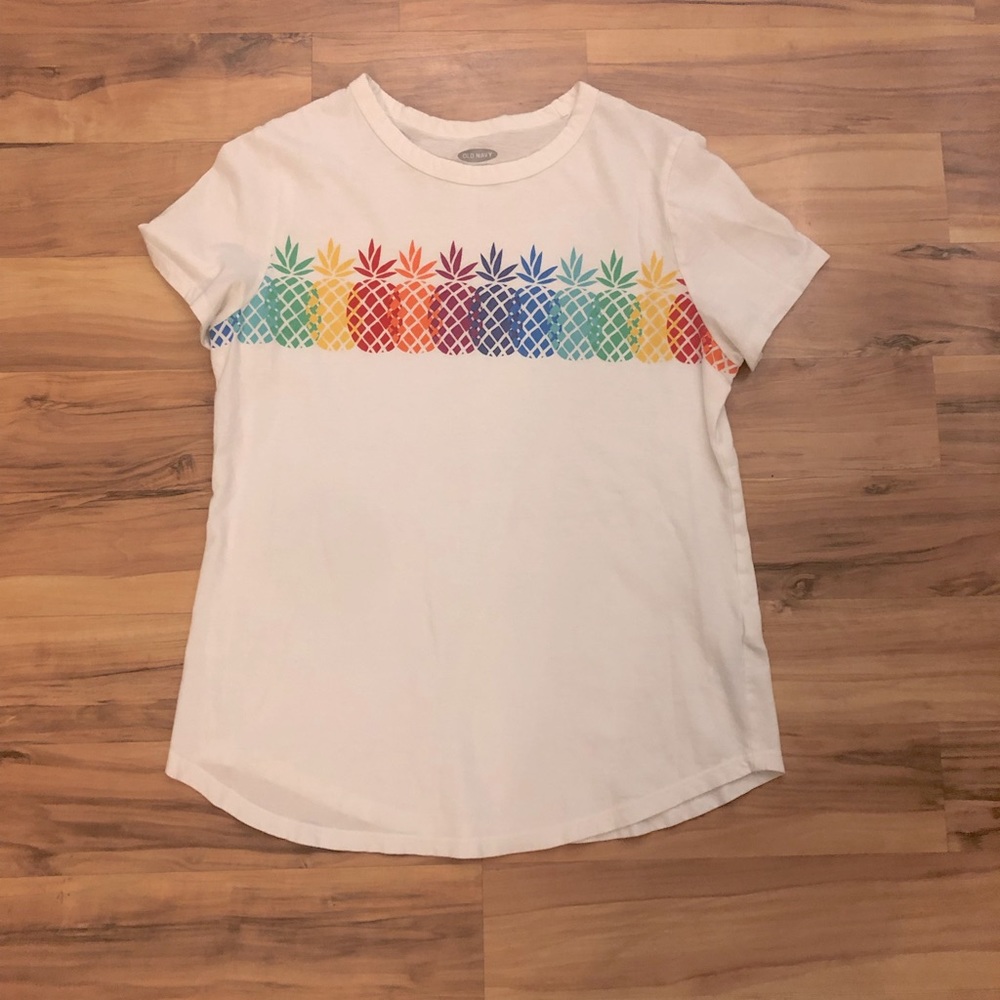 Old Navy Women Rainbow Pineapple Everywhere Shirt